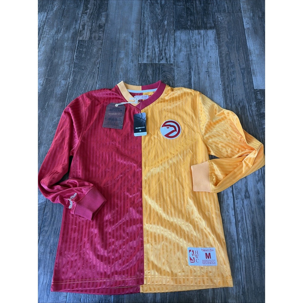 Men's Mitchell & Ness Yellow/Red Atlanta‎ Hawks Long Sleeve Hardwood Medium